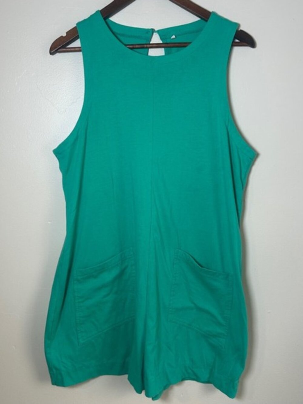 Unbranded Romper Womens Large Green Sleeveless Patch Pocket Keyhole Back Knit